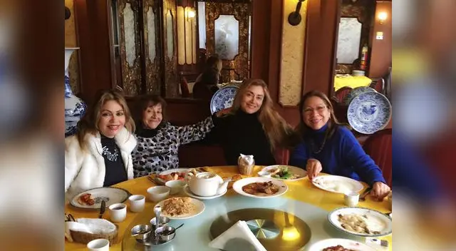 Gisela Valcárcel con su familia