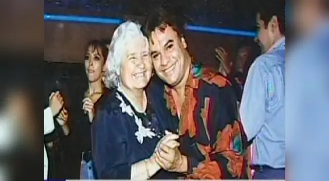 Doña María sufre con la inesperada partido del Divo de Juárez