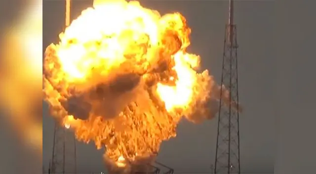 Cohete Falcon 9 destruyó satélite que iba ser lanzado al espacio para llevar internet a África y Medio Oriente