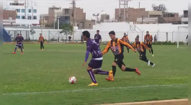 Venus no tuvo cntemplaciones con Peñarol del Callao: FOTO:Diario Ecos de Huacho Venus no tuvo cntemplaciones con Peñarol del Callao: FOTO:Diario Ecos de Huacho