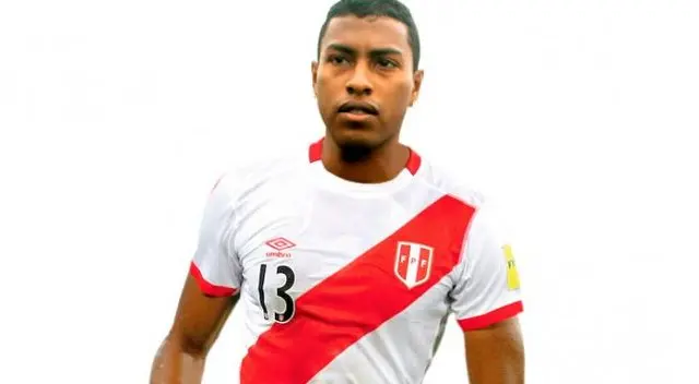 Miguel Araujo tuvo un buen rendimiento en el partido contra Ecuador 