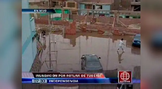 Aguas servidas se metieron en algunas casas Aguas servidas se metieron en algunas casas