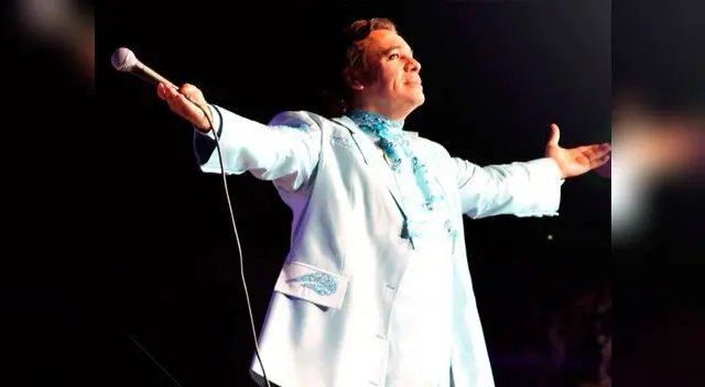 Divo de Juárez recibió un emotivo homenaje en el Palacio de Bellas Artes