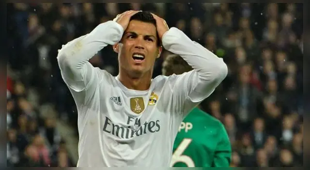 Cristiano no aguantó ser cambiado Cristiano no aguantó ser cambiado