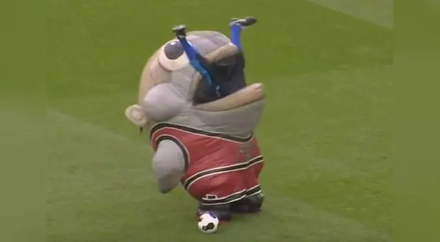 Esta divertida escena ocurrió en la segunda de Inglaterra