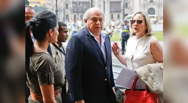 Pedro Cateriano declaró ayer por seguimiento de la DINI a empresarios durante el Gobierno de Humala