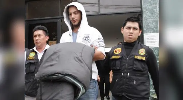 Juez Unipersonal de Lima condenó a Jean Paul Santa María, por entregar una coima de 20 soles a un policía en Miraflores