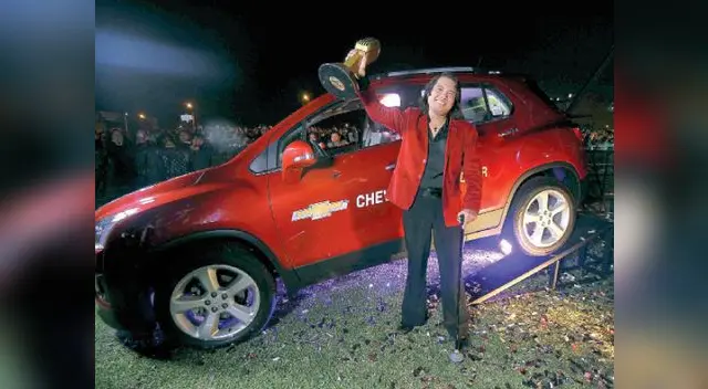 dedicó su triunfo a su padre, el chino cam, y a toda su familia que siempre lo alentó