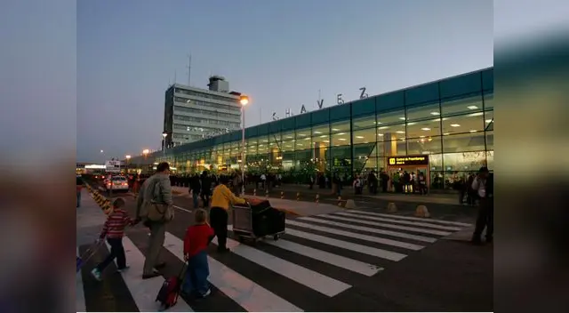 Aeropuerto Jorge Chávez cancela vuelos hacia Miami, Florida y Orlando por huracán Matthew 