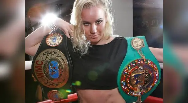 El video de la peleadora se ha viralizado rápidamente y le piden que siga publicando más videos de sus bailes.