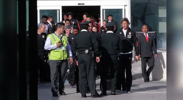 La selección recibió una despedida multitudinaria