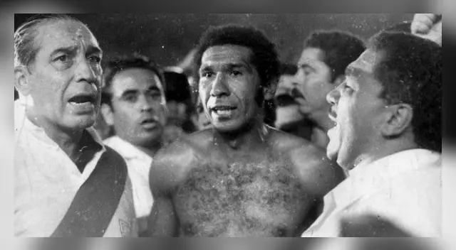 El ex presidente Morales Bermúdez celebra el triunfo sobre Chile con Meléndez El ex presidente Morales Bermúdez celebra el triunfo sobre Chile con Meléndez