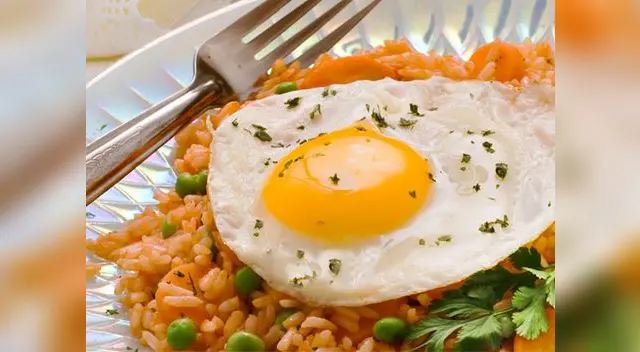 Sorprende a tus invitados cocinando un perfecto huevo frito.