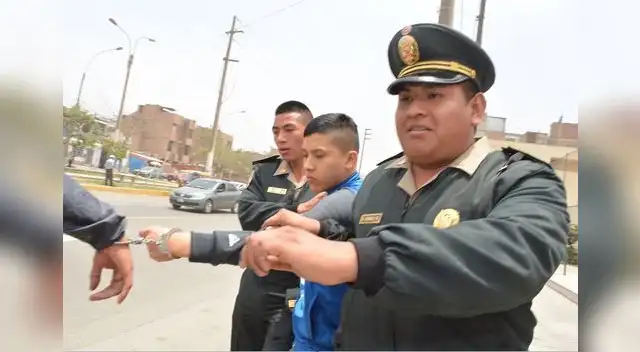 Agraviada reconoció a los sujetos así como el auto usado para arrebatarle sus pertenencias