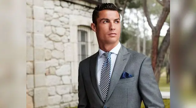 Tiene una colección de carros de lujo Tiene una colección de carros de lujo