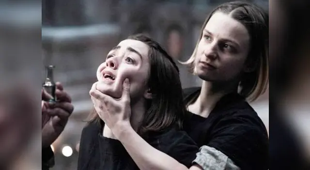 Faye Marsay es la nueva víctima del cyberbullying propagado por los seguidores de la serie Faye Marsay es la nueva víctima del cyberbullying propagado por los seguidores de la serie