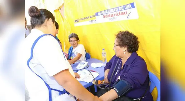 Devotas atendidas sufrieron desmayos Devotas atendidas sufrieron desmayos