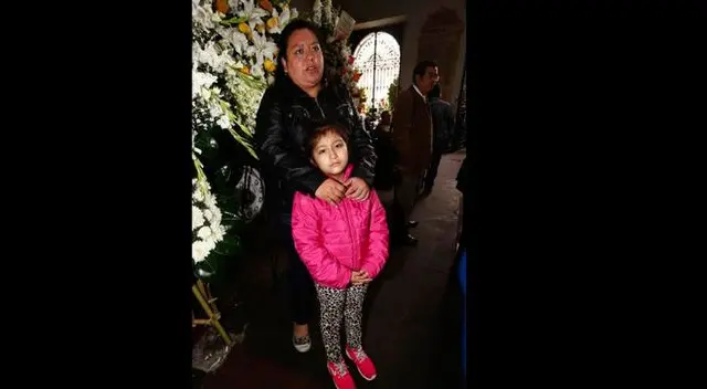 Flor Zuloeta y su hija