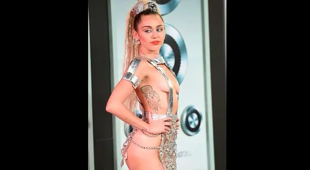 siempre en escándalos