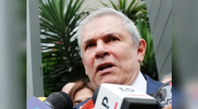 Luis Castañeda Lossio tendrá que hacer frente a denuncia de procuradoría Luis Castañeda Lossio tendrá que hacer frente a denuncia de procuradoría