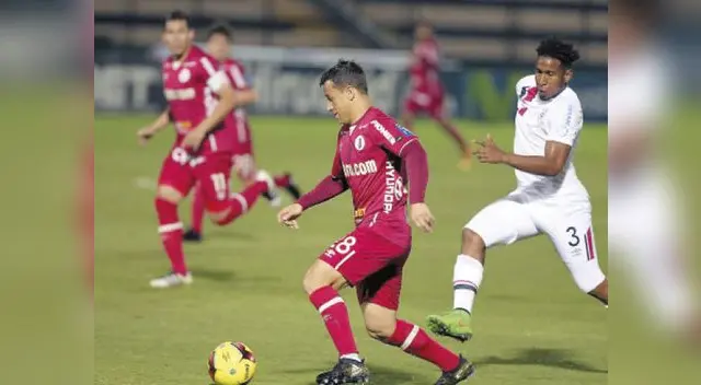Igualó la U con dos penales. Igualó la U con dos penales.