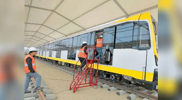 los tres primeros trenes del metro 2 llegaron a lima en setiembre