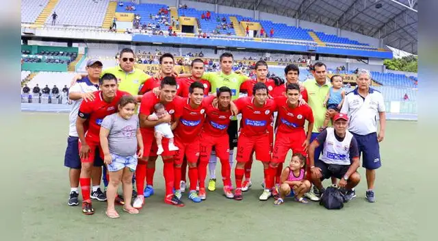 Kola San Martín dirigido por Jorge Machuca empieza de local ante UDA. FOTO: Facebook Kola San Martín