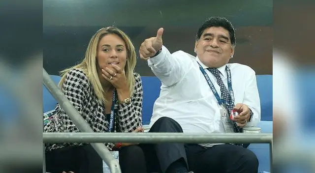 Maradona es hincha de Cristal