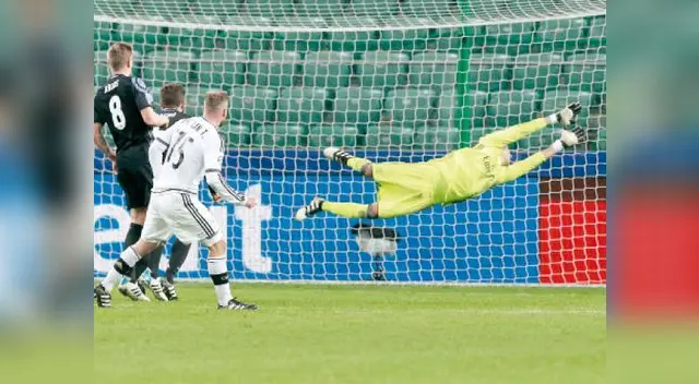 el tanto de Moulin que dio vuelta el marcador a favor de Legia el tanto de Moulin que dio vuelta el marcador a favor de Legia