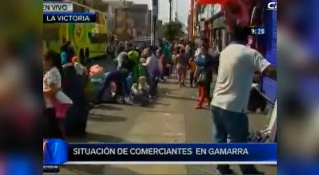 Ambulantes de Gamarra afirman que Municipalidad les cobra por ocupar las calles Ambulantes de Gamarra afirman que Municipalidad les cobra por ocupar las calles
