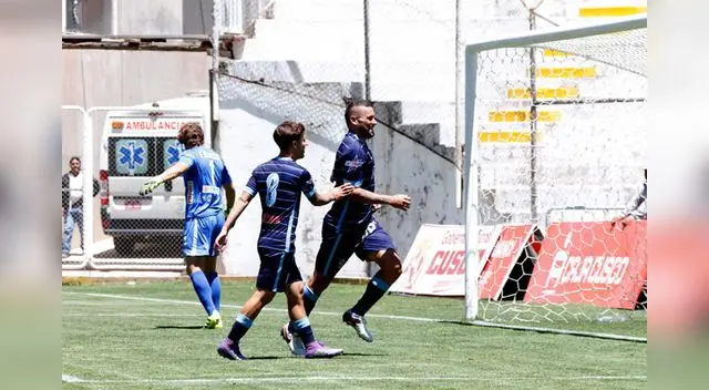 Mientras que Garcilaso festeja su permanencia, los de Vallejo lamentan descenso