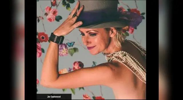 Jai Eastwood tras perder sus senos decidió no realizar una operación de contrucción