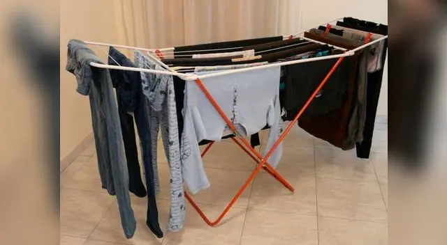 Cuidado con dejar secar la ropa dentro de casa