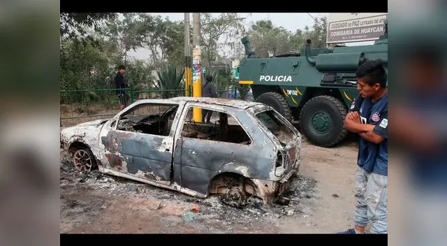 Hubo quema de autos durante protesta