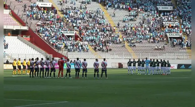 Se guardó un minuto de silencio en homenaje a Chapecoense