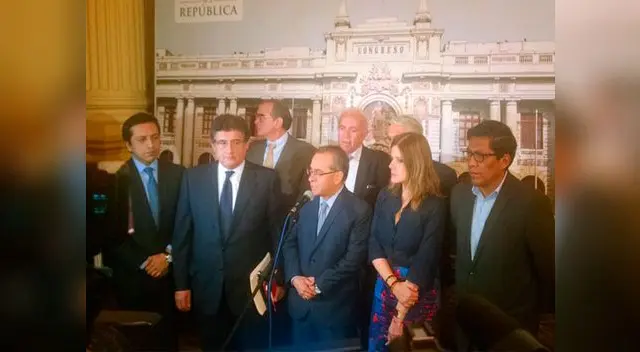 Ministro Jaime Saavedra ofreció una conferencia después de la interpelación de 11 horas