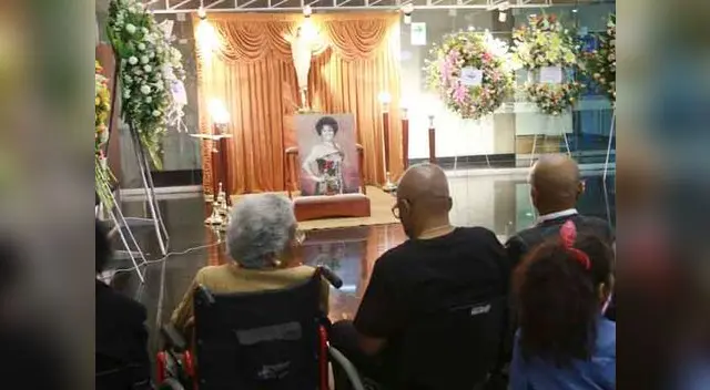 Seguidores se hicieron presentes para despedir a querida cantante