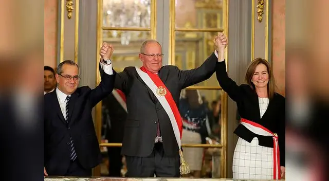 La flamante ministra de Educación Marilú Martens y el saliente Jaime Saavedra