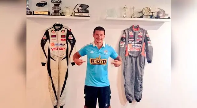 Mario Hart y Julinho celebraron el triunfo de Sporting Cristal Mario Hart y Julinho celebraron el triunfo de Sporting Cristal