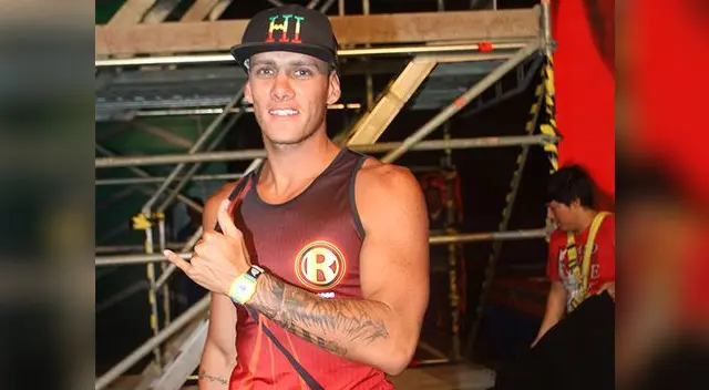 Venezolano asegura que ha nacido una buena amistad con cantante