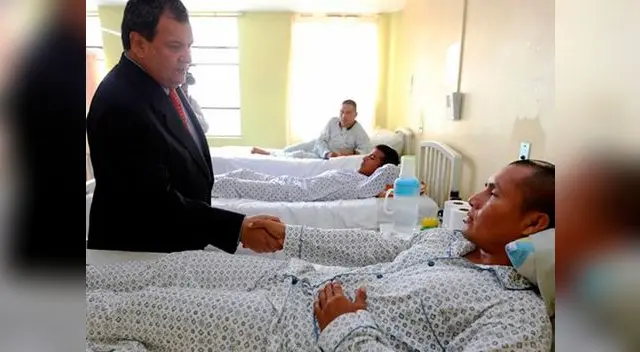 Ministro de Defensa, Jorge Nieto, visitó a militares que fueron atacados por murciélagos en el Vraem