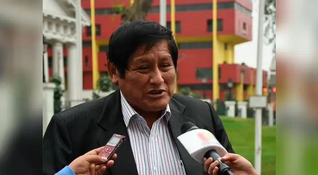 Ex congresista Juan Pari sospecha de Enrique Cornejo 