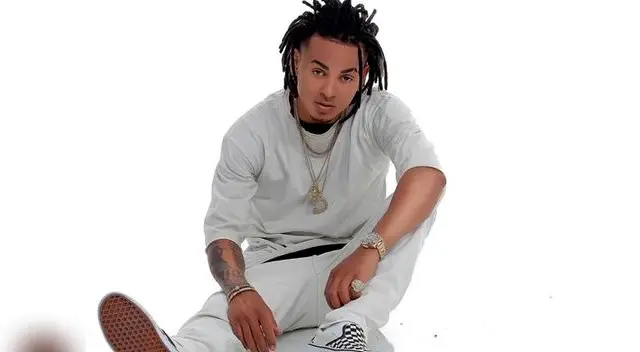 Cantante feliz por nacimiento de segundo hijo