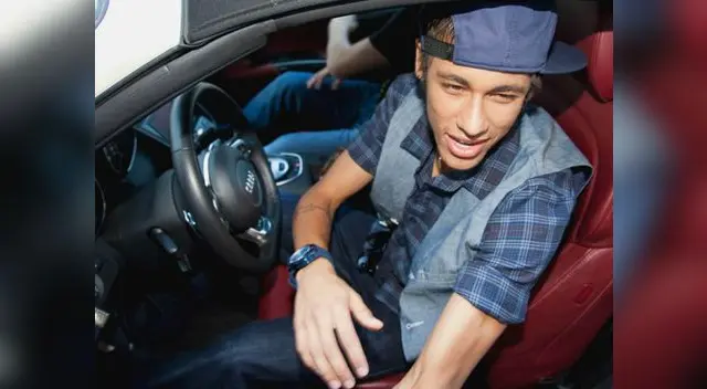 Neymar tiene juguete nuevo Neymar tiene juguete nuevo