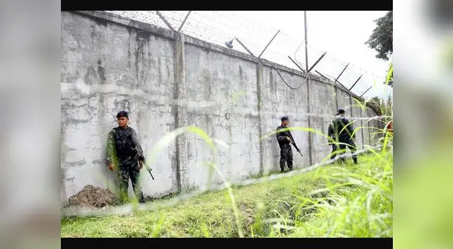 Islamistas atacan cárcel de Filipinas y escapan más de 150 presos Islamistas atacan cárcel de Filipinas y escapan más de 150 presos