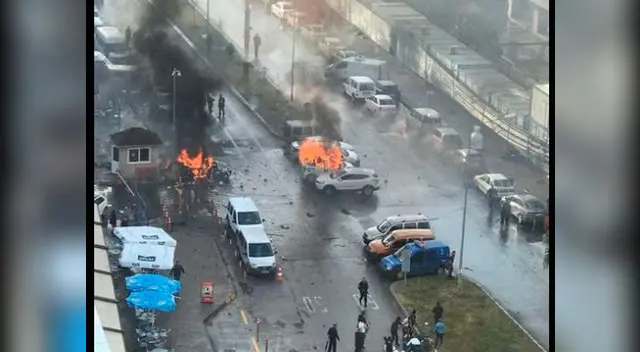 Coche bomba deja 3 heridos en nuevo atentado terrorista en Turquía Coche bomba deja 3 heridos en nuevo atentado terrorista en Turquía