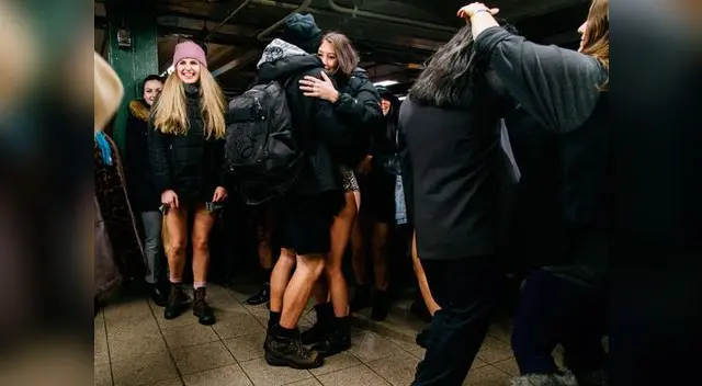 Neoyorquinos participan en curioso evento