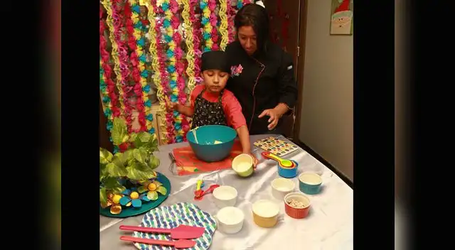 Agrega ingrediente por ingrediente Agrega ingrediente por ingrediente