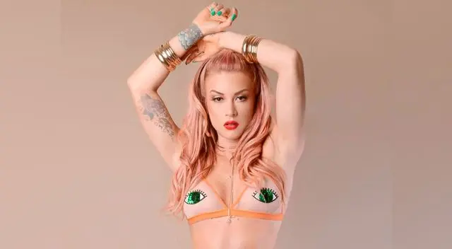 Presentó musical en su programa