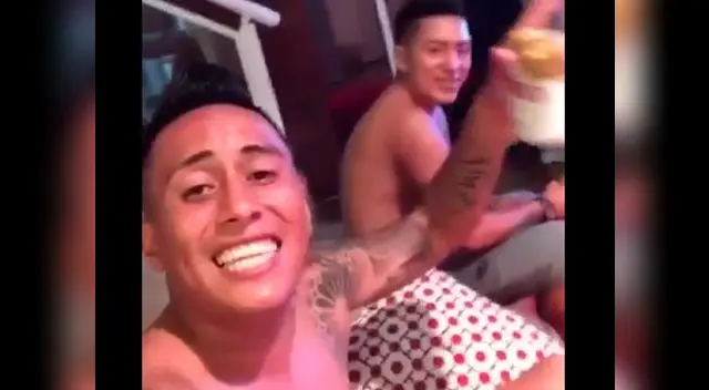 Cueva cantando Amor de Arena de Centella